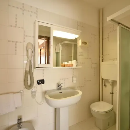 Hotell Bergamo Mare San Bartolomeo Al Mare
