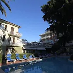 Bergamo Mare Mhotelsgroup 3* סן ברתולומיאו אל מארה