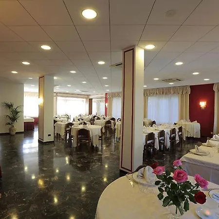 Bergamo Mare Mhotelsgroup ホテル