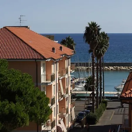 Bergamo Mare Mhotelsgroup San Bartolomeo Al Mare