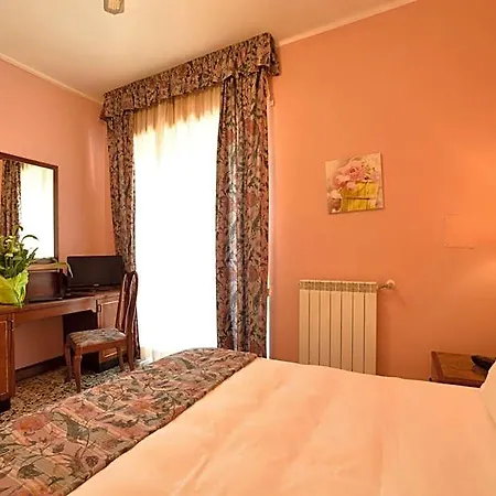 Bergamo Mare Mhotelsgroup Hotel San Bartolomeo Al Mare