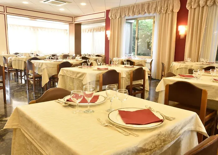 فندق Bergamo Mare Mhotelsgroup 3*