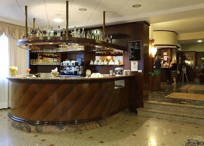 فندق Bergamo Mare Mhotelsgroup 3*