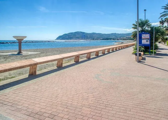 فندق Bergamo Mare Mhotelsgroup 3*